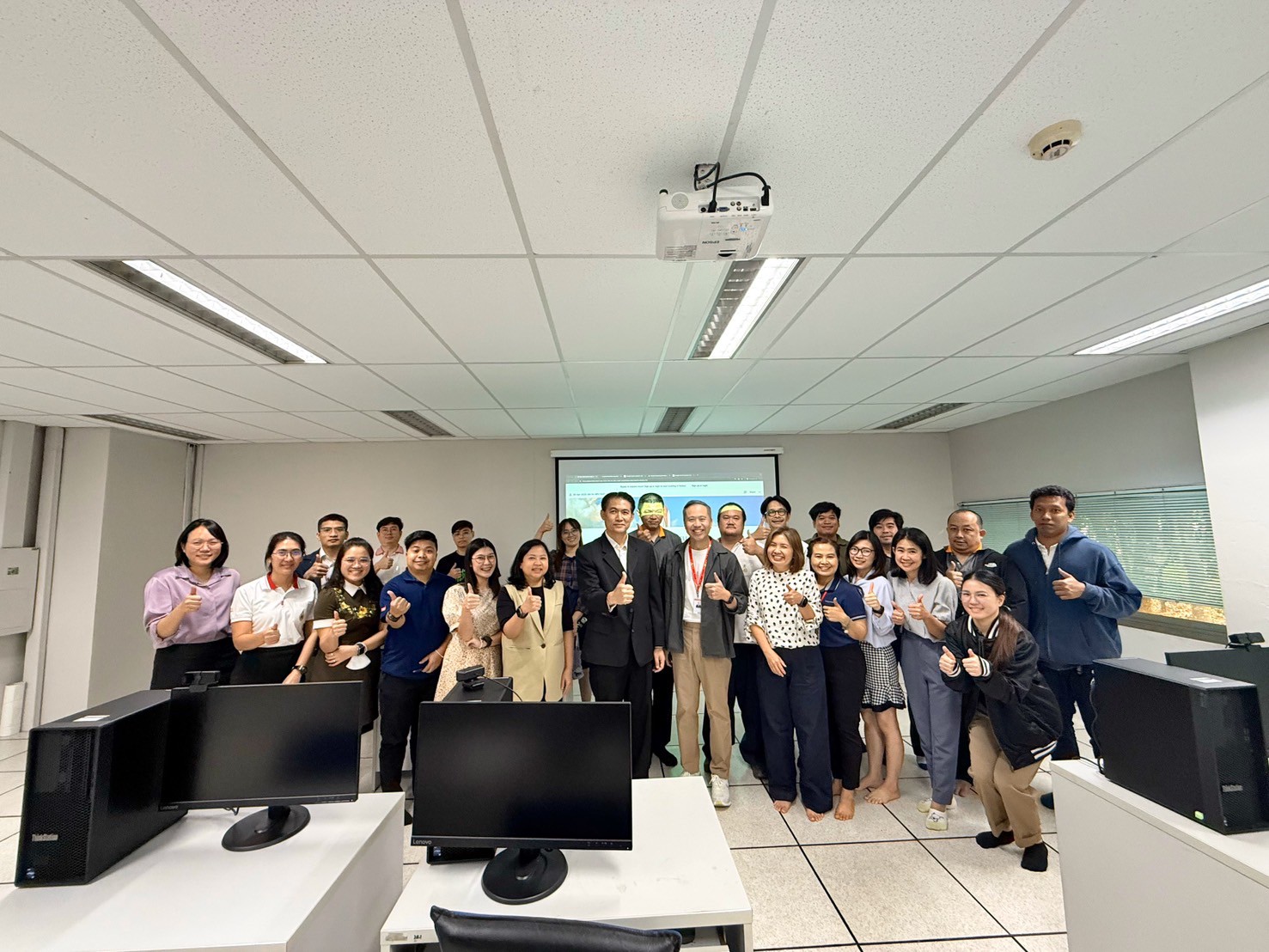 ศูนย์บริการเทคโนโลยีสารสนเทศ จัดอบรม AI Workflow Automation ด้วย n8n